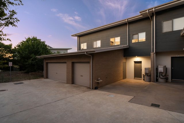 2/2 Pipeclay Street, ACT 2617