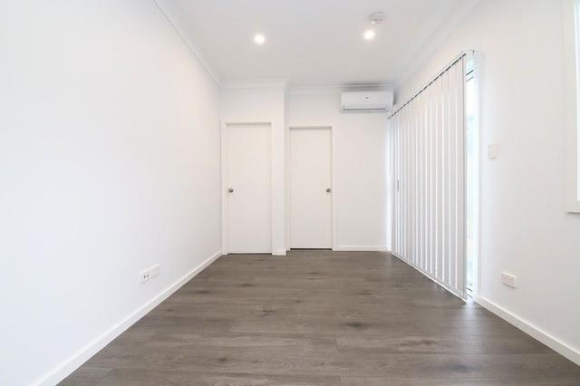 6A Moss Street, NSW 2162