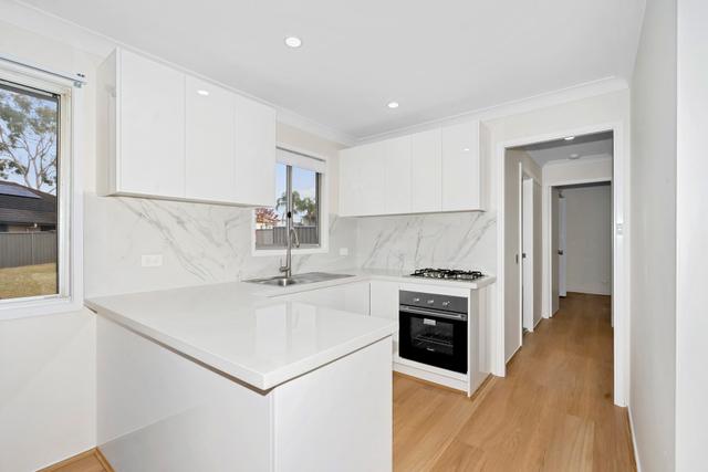 39a Matthew Crescent, NSW 2148