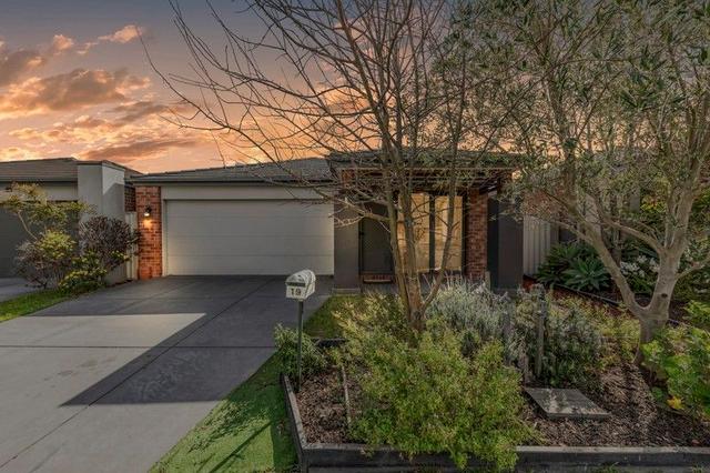 19 Farmdale Road, VIC 3810