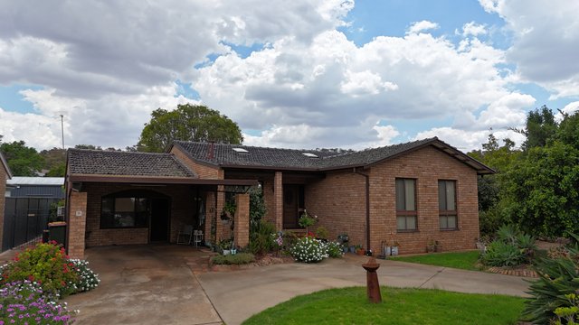 96 Blumer Avenue, NSW 2680