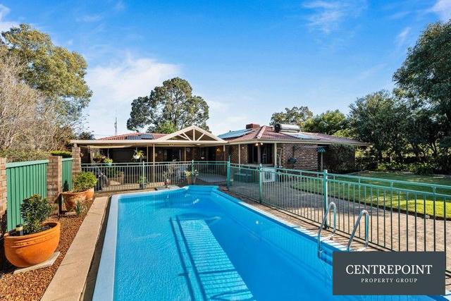 13 Godwin Street, WA 6076