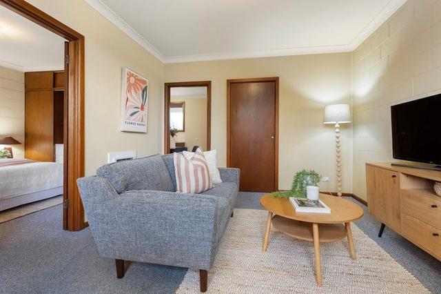 2/206 Alexandra Street, NSW 2640