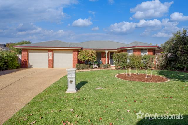 4 Dobell Place, NSW 2650