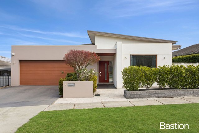 9 Essie Coffey Street, ACT 2914