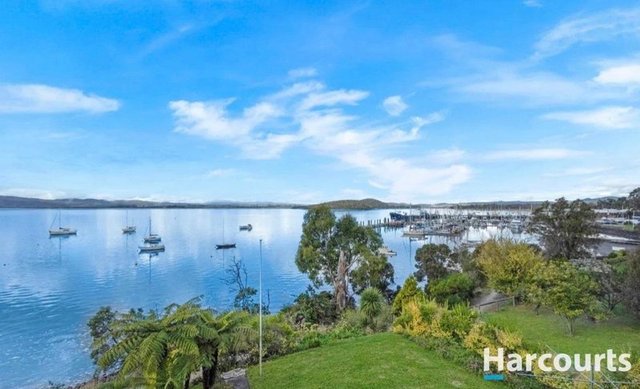 152 Flinders Street, TAS 7270