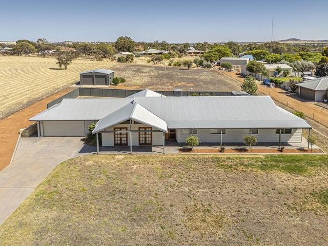 29 Loton Drive, WA 6401