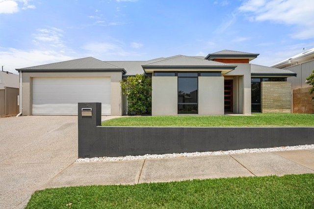13 Toparoa  Street, WA 6171