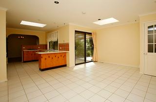 Kitchen/ Family Room