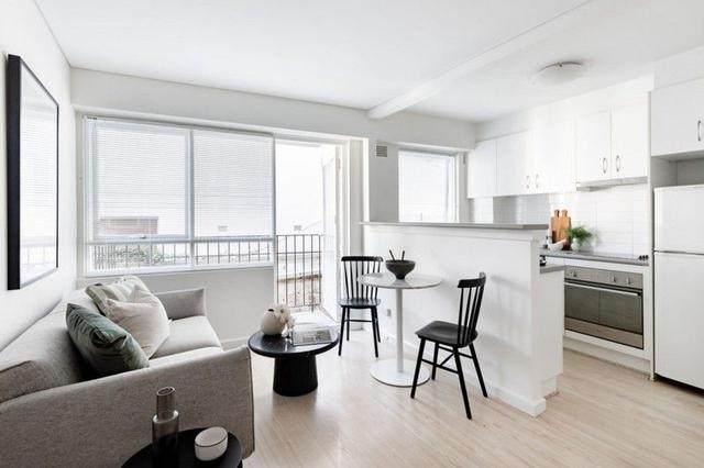 3/8 Wylde Street, NSW 2011