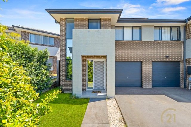 27 O'Loughlan Street, NSW 2565