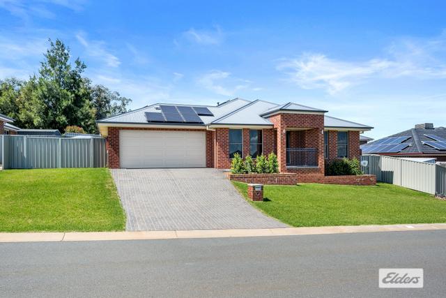 10 Friarbird Way, NSW 2640