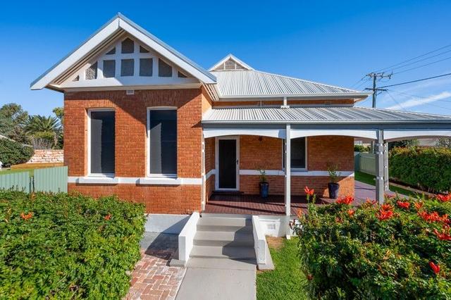 6 Croesus Street, WA 6430