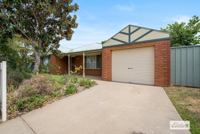 123 Katrina Circuit, NSW 2646