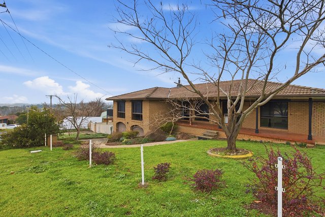 30 McBean Parade, NSW 2582