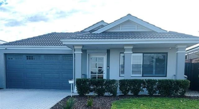 46 Sapphire Drive, WA 6164