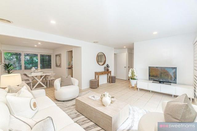 2/27 Lower Beach Street, NSW 2093