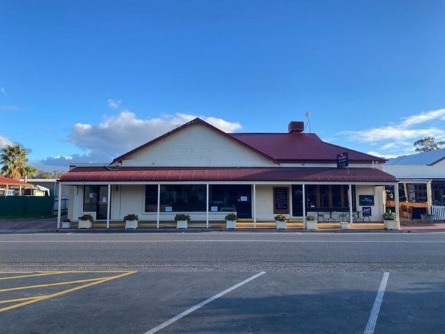 Unit b/28-30 Barossa Valley Way, SA 5351