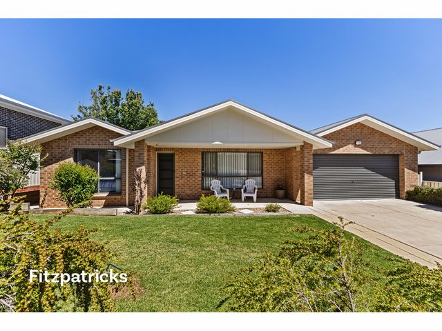 22 Brownlow Drive, NSW 2650