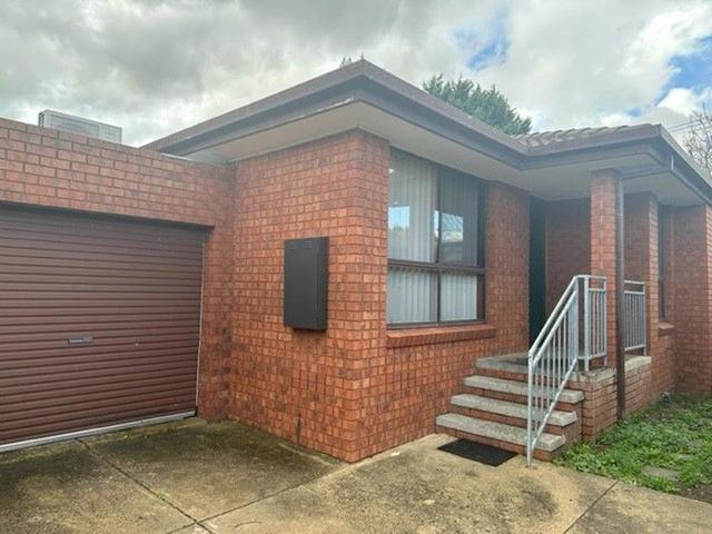 2/7 Pinnaroo  Circuit, VIC 3048