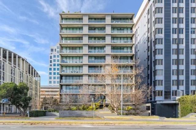 202/70 Queens Road, VIC 3000