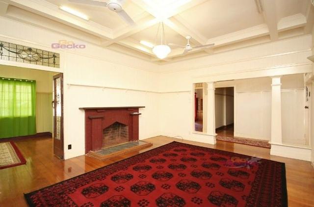 120 Peary Street, QLD 4013