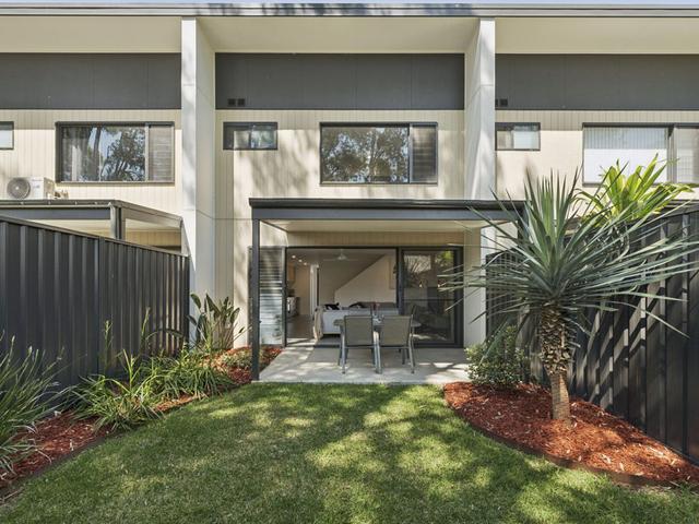 2/12 Condon Street, NSW 2450