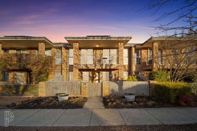 12 Neil Currie Street, ACT 2913