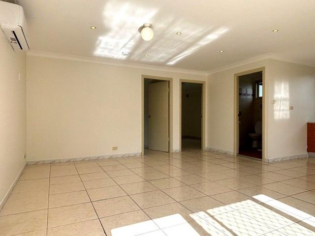 8a Ace Avenue, NSW 2165