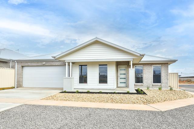 5B Como Drive, VIC 3498