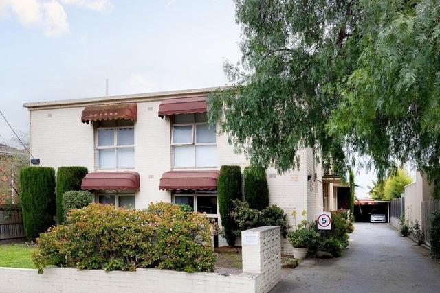 4/11 Mincha Street, VIC 3055