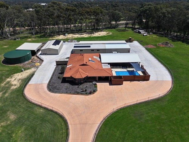 86 Stockmans Close, WA 6121