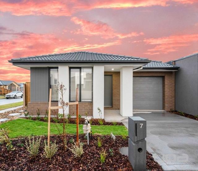 7 Marchador Street, VIC 3335