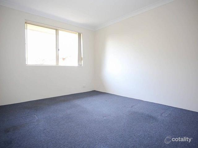 8/7-13 Third Ave, NSW 2194