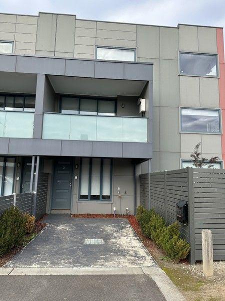 2/1 Brunswick Crescent, VIC 3064