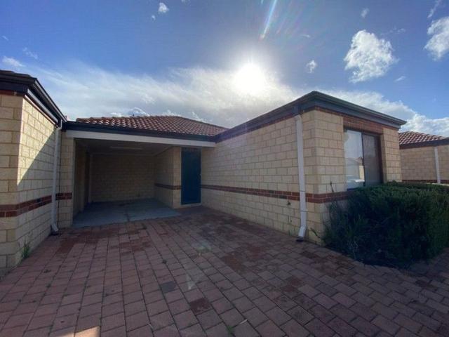 3/9 Clara Street, WA 6110