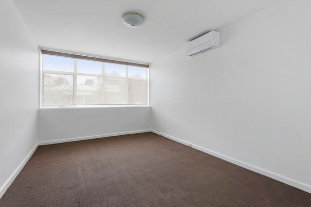 1/18 Nightingale Street, VIC 3183