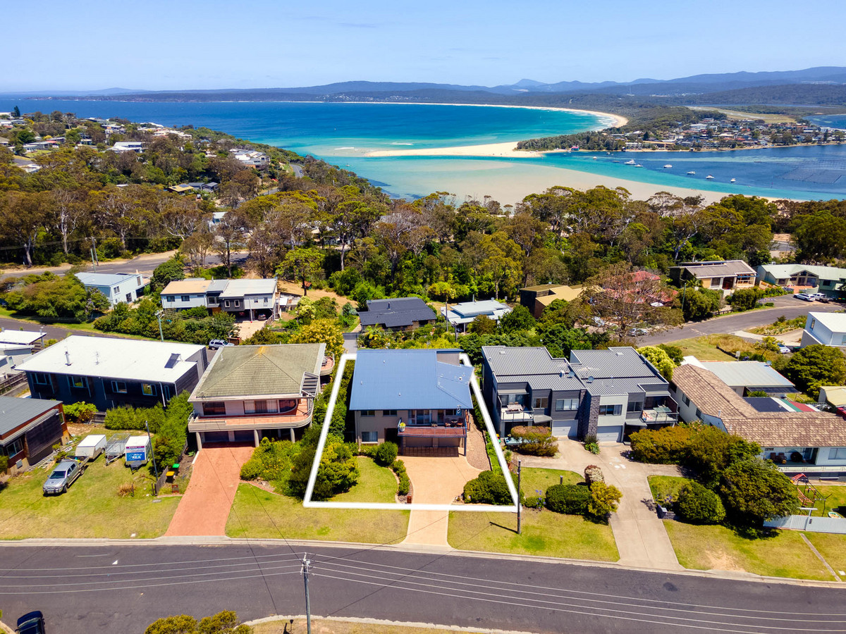 10A Lakeview Avenue, Merimbula NSW 2548 Allhomes