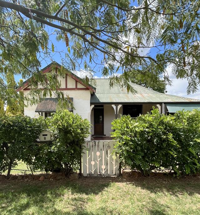 8 Baronga Street, NSW 2794