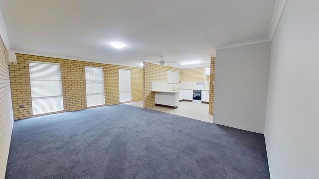 4/25 Boundary Road, NSW 2830