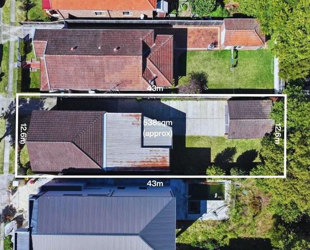 8 Ellis  Street, NSW 2137