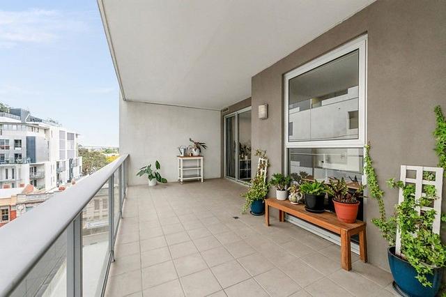 512/250 Barkly Street, VIC 3011