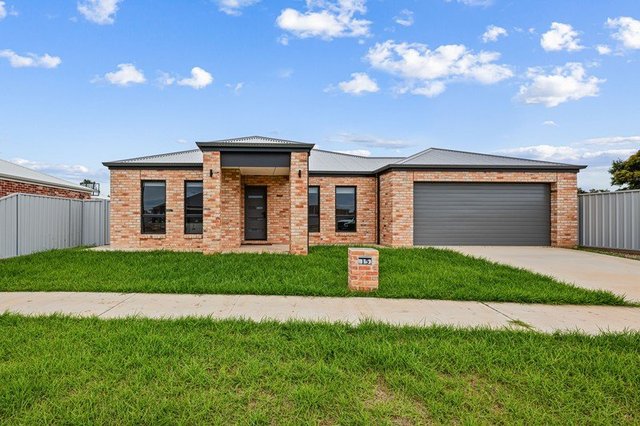 15 Mayne Boulevard, VIC 3498