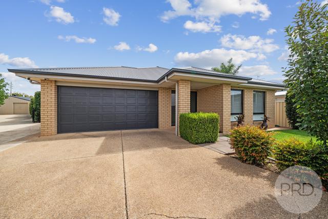 8 Rockliff Court, NSW 2656