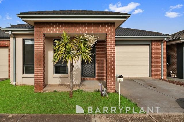 33 Amber Way, VIC 3338