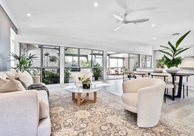 30 Hawksbury Crescent, QLD 4154