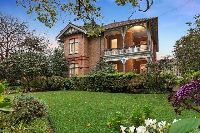 8 Ku-Ring-Gai Avenue, NSW 2074