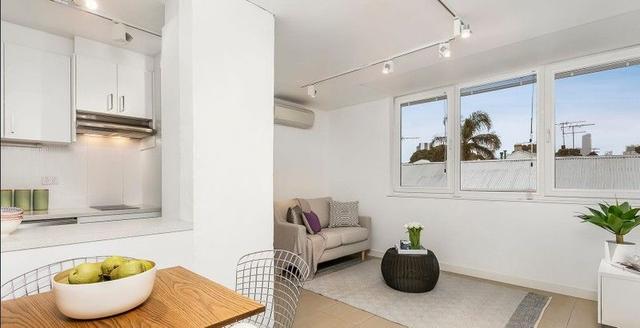 2/56 Smith Street, VIC 3205