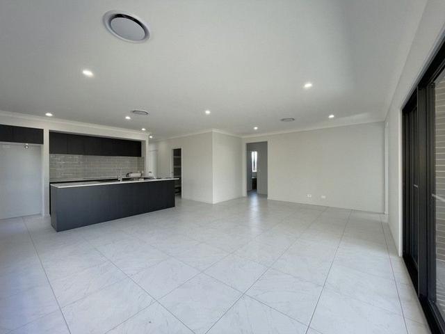 18 Owl Street, QLD 4280