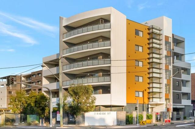 15/2 Bigge Street, NSW 2170